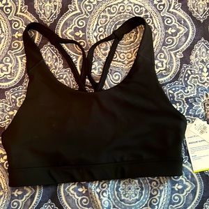 Old Navy Go Dry Sports Bra Medium NWT